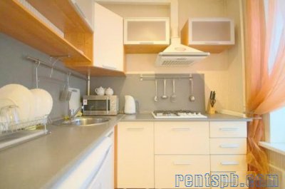 Сдам квартиру  посуточно     
Студия  26 м²  на 3 этаже  3-этажного кирпичного дома