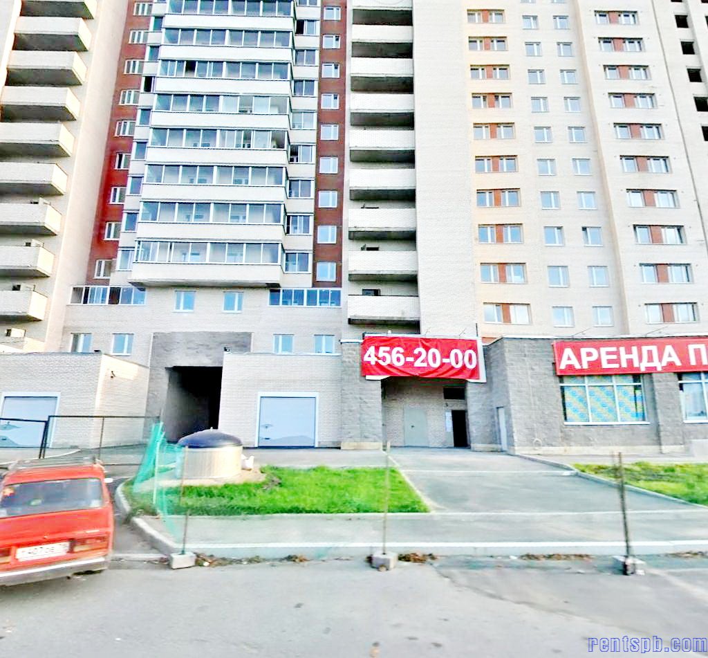 Сдаю квартиру из 3 комнат ул. Типанова дом 38 у метро Московская