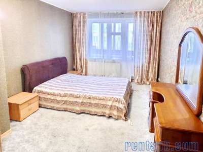 Сдам 3 ком.кв.пр. Ветеранов/ Лени Голикова 52.к 3