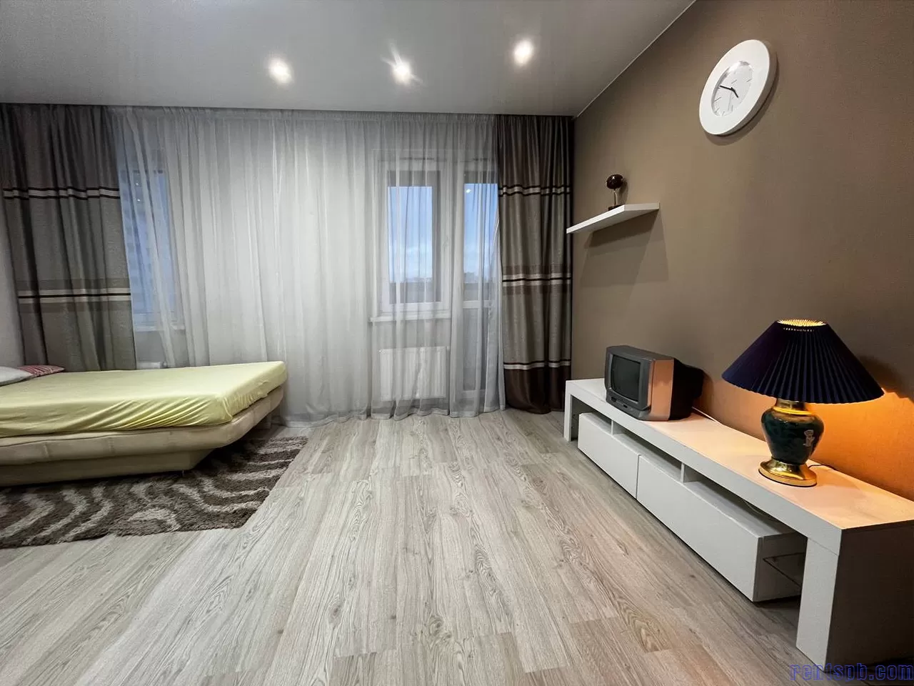 ул. Парашутная 36 корп. 1  ЖК"Комендантский квартал"