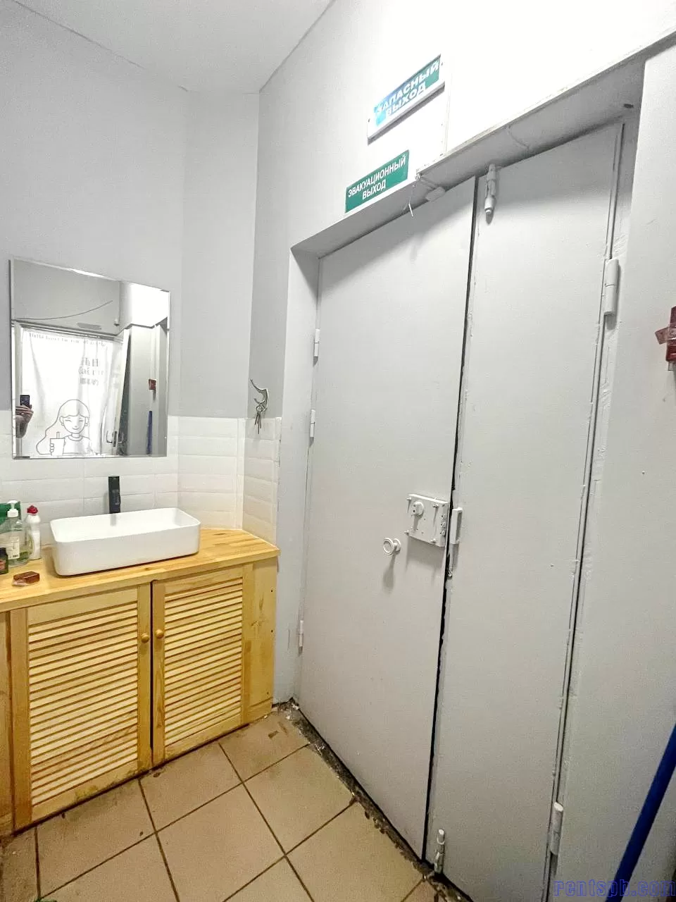 Помещение 85 метров 5-я линия Васильевского острова, 46